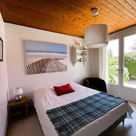 Saline Maison Spacieuse à Le Flotte En Ré Hébergement de vacances