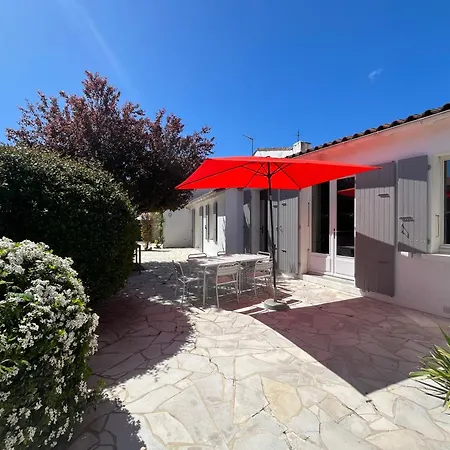 Saline Maison Spacieuse à Le Flotte En Ré *